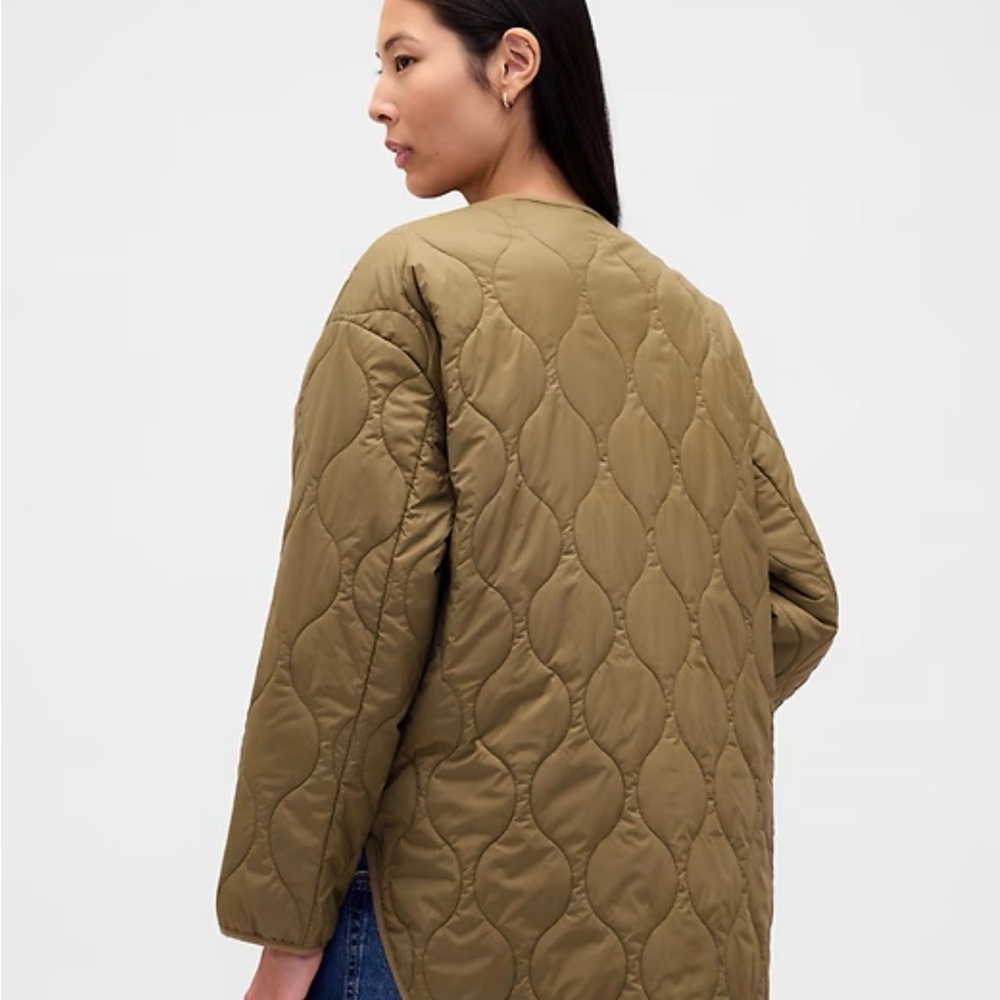 GAP Quilted Round‑Hem Puffer Jacket in Olive Drab - Picture 3 of 5